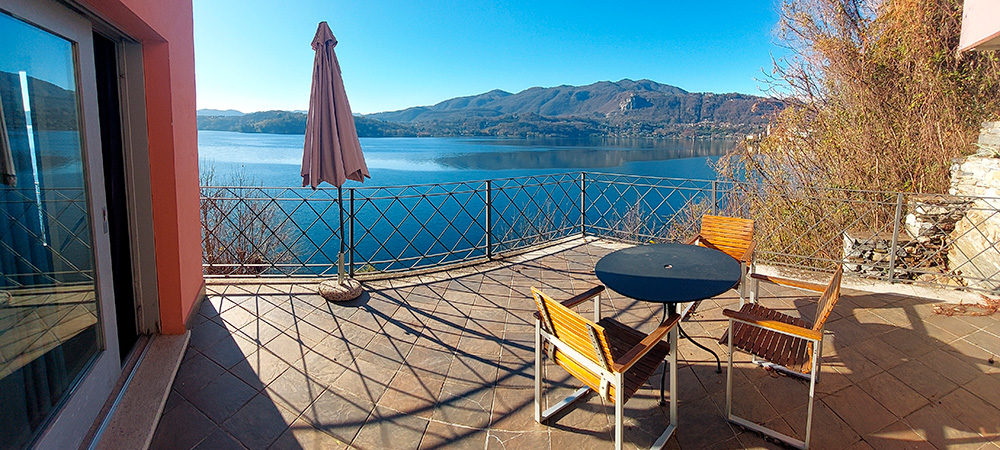 Casa Vacanze La Casa sul Lago a Orta San Giulio